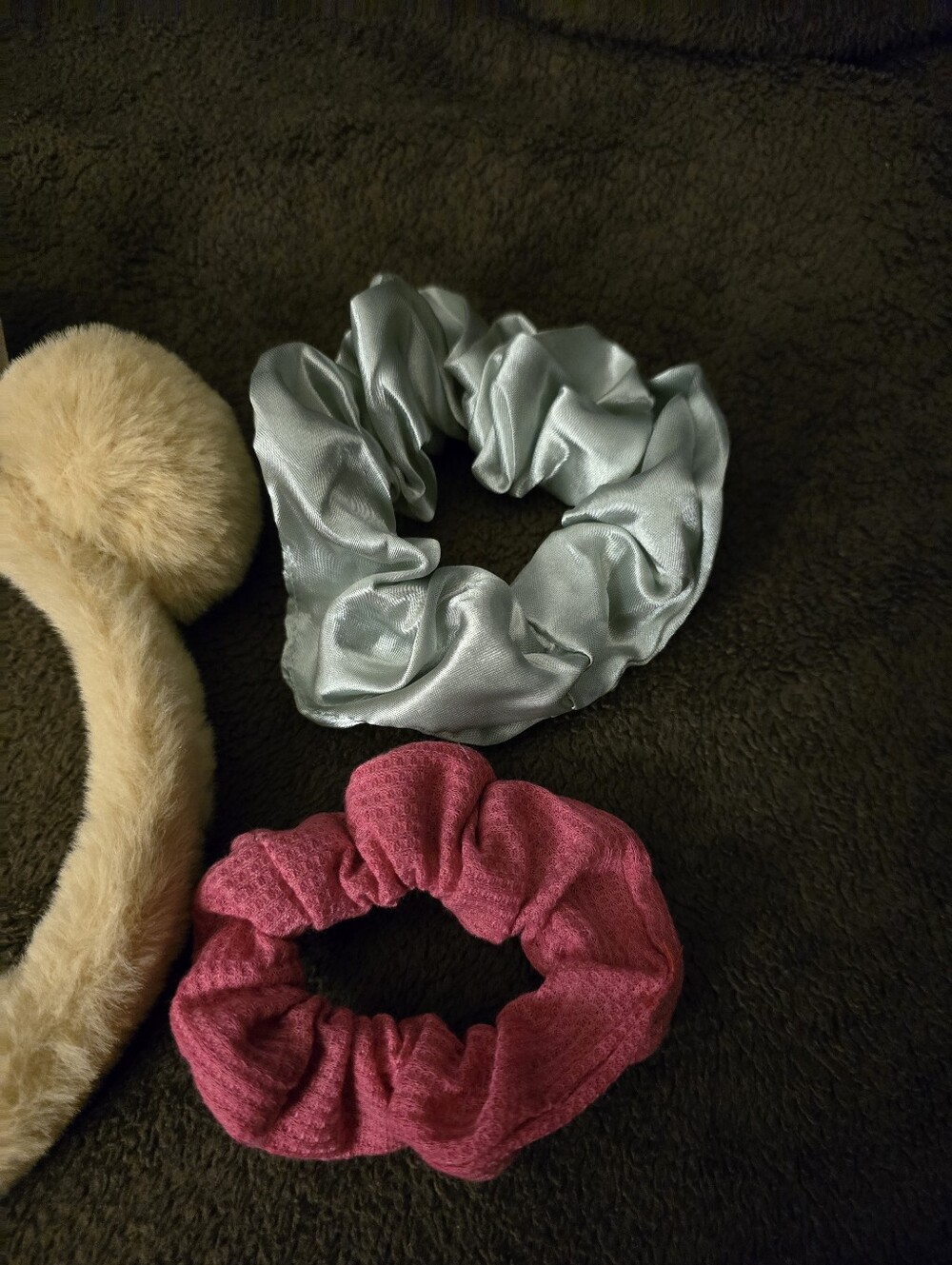 NEW Belle|Maison Brown Fuzzy Bear Ear Spa Headband X 2 New Hair Scrunchies - Picture 4 of 6